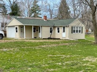 107 W Hardin St, Virginia, IL 62691