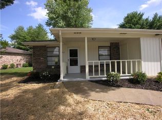 363 Deer Lake Dr, Nashville, TN 37221
