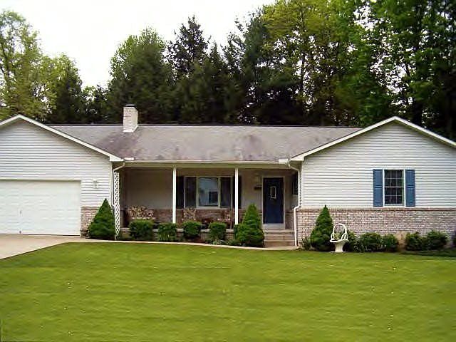 1st image of 202 Steepleview Dr