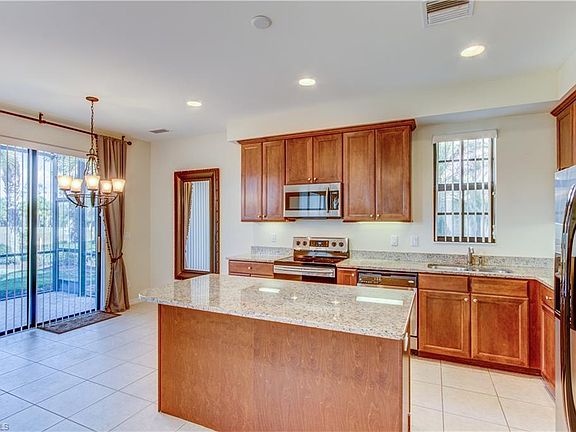 4th image of 1131 Medan Ct N #31
