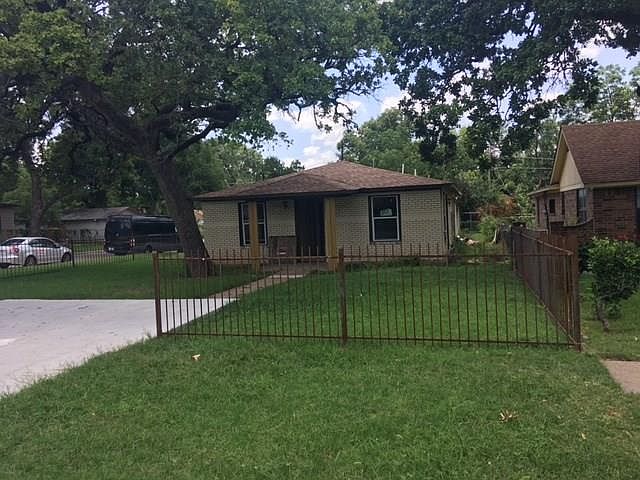 1st image of 2720 Galvez Ave