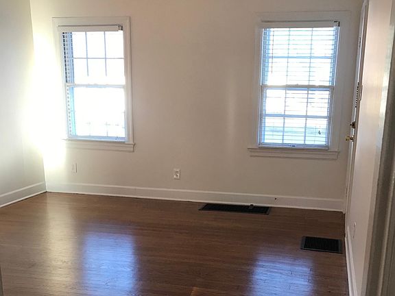 3rd image of 1802 Carolyn Dr #3