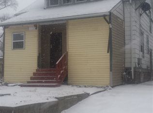 1111 Riehl St, Waterloo, IA 50703