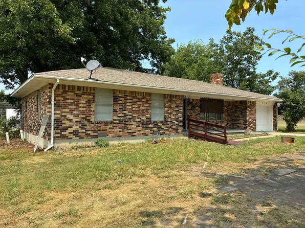 610 S Rike St, Farmersville, TX 75442