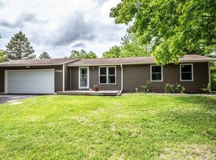 7520 Bittersweet Dr, Eden Prairie, MN 55344