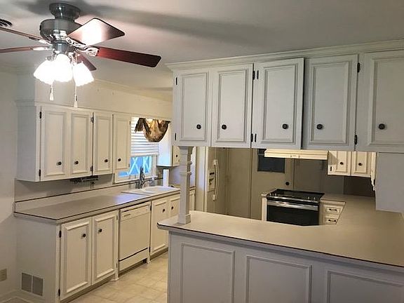 2nd image of 132 Avenue J
