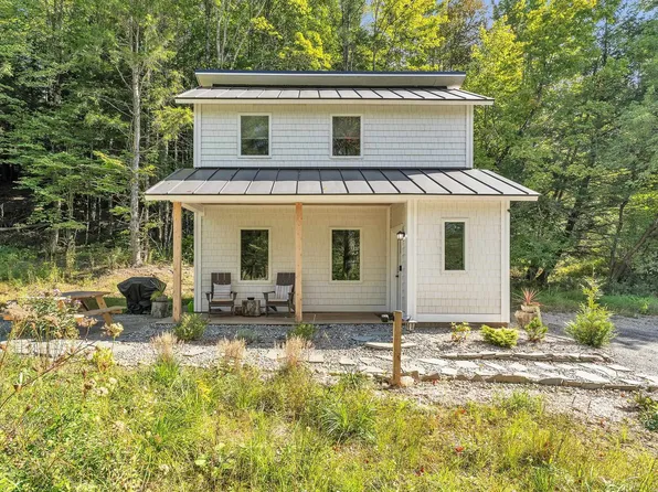 24 Angus Drive, Johnson, VT 05656