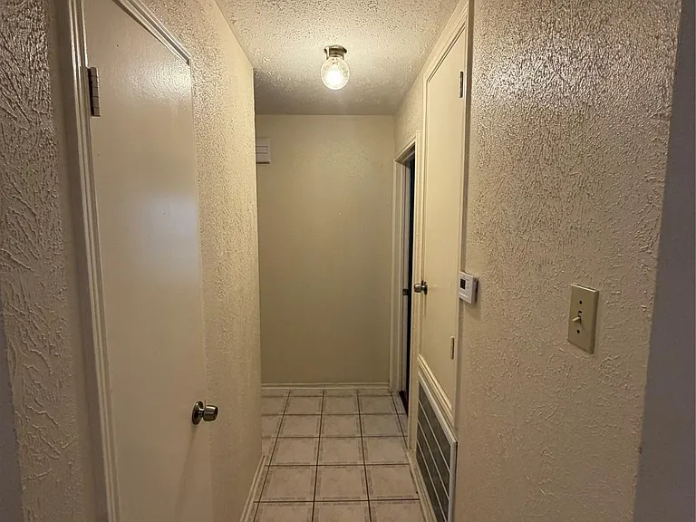1423 Elkwood Dr — Photo 16