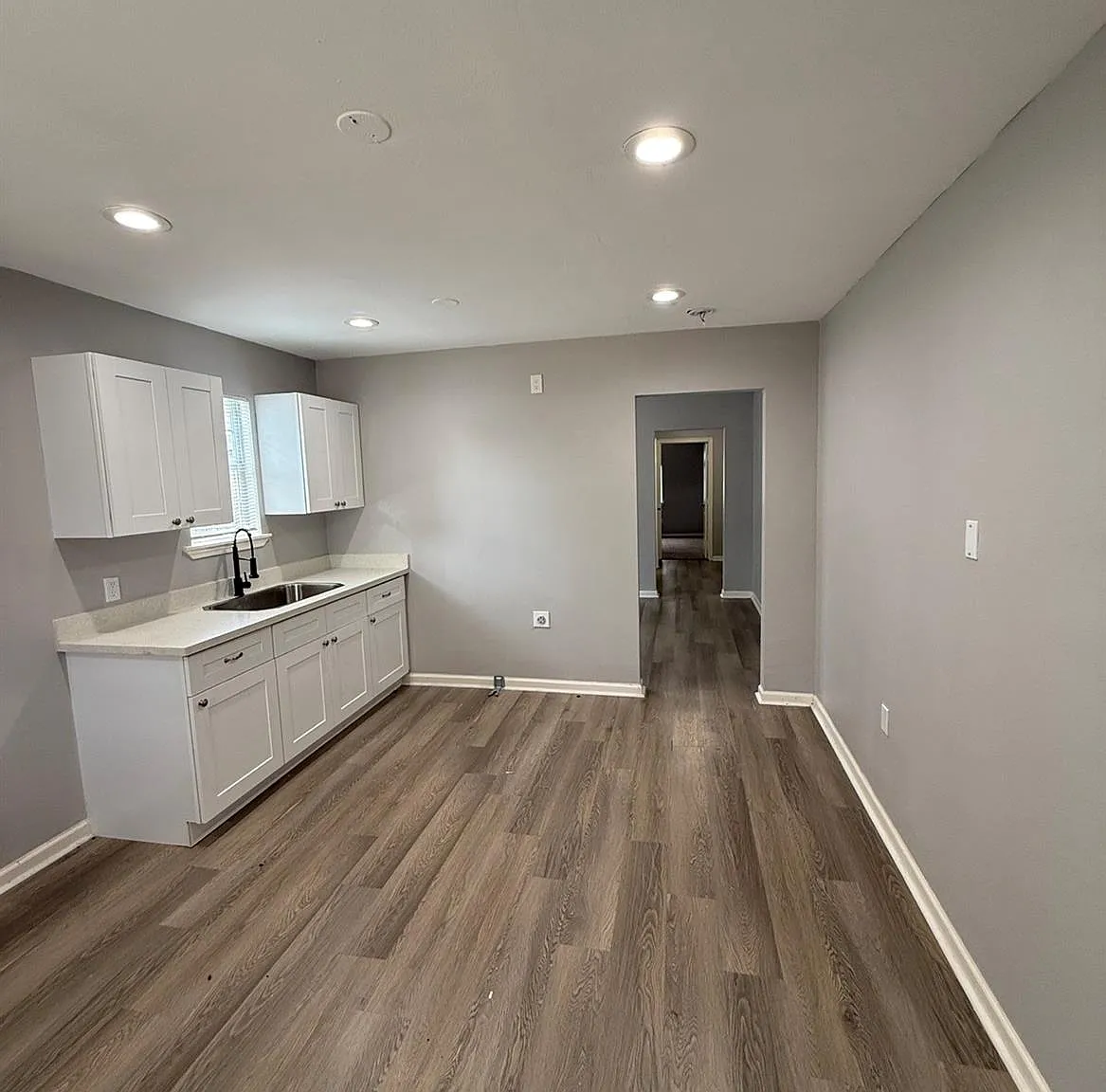 1 bed, 1.0 bath, 1040 sqft, $995 — Photo 4