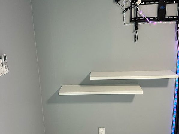 miami-florida-2057620878 picture