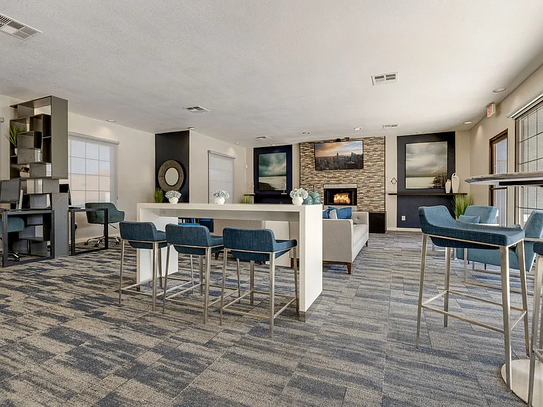 Bay Breeze Apartments — Photo 14