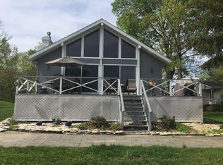 484 Oakdale Dr, Coldwater, MI 49036