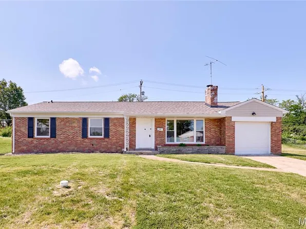8634 Mayflower Ct, Saint Louis, MO 63132
