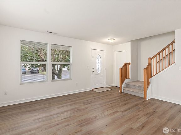 3rd image of 9317 186th Street Ct E