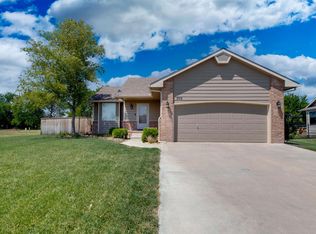 304 W Meadowsweet Ct, Andover, KS 67002