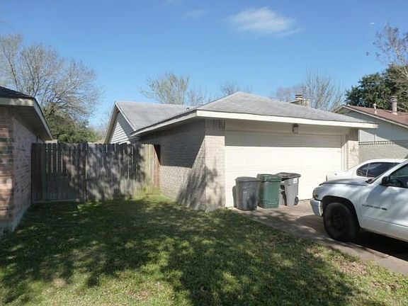 4th image of 18538 Bridoon Dr