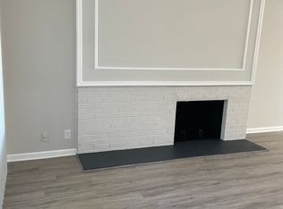 514 Broadmoor Dr, Chesterfield, MO 63017