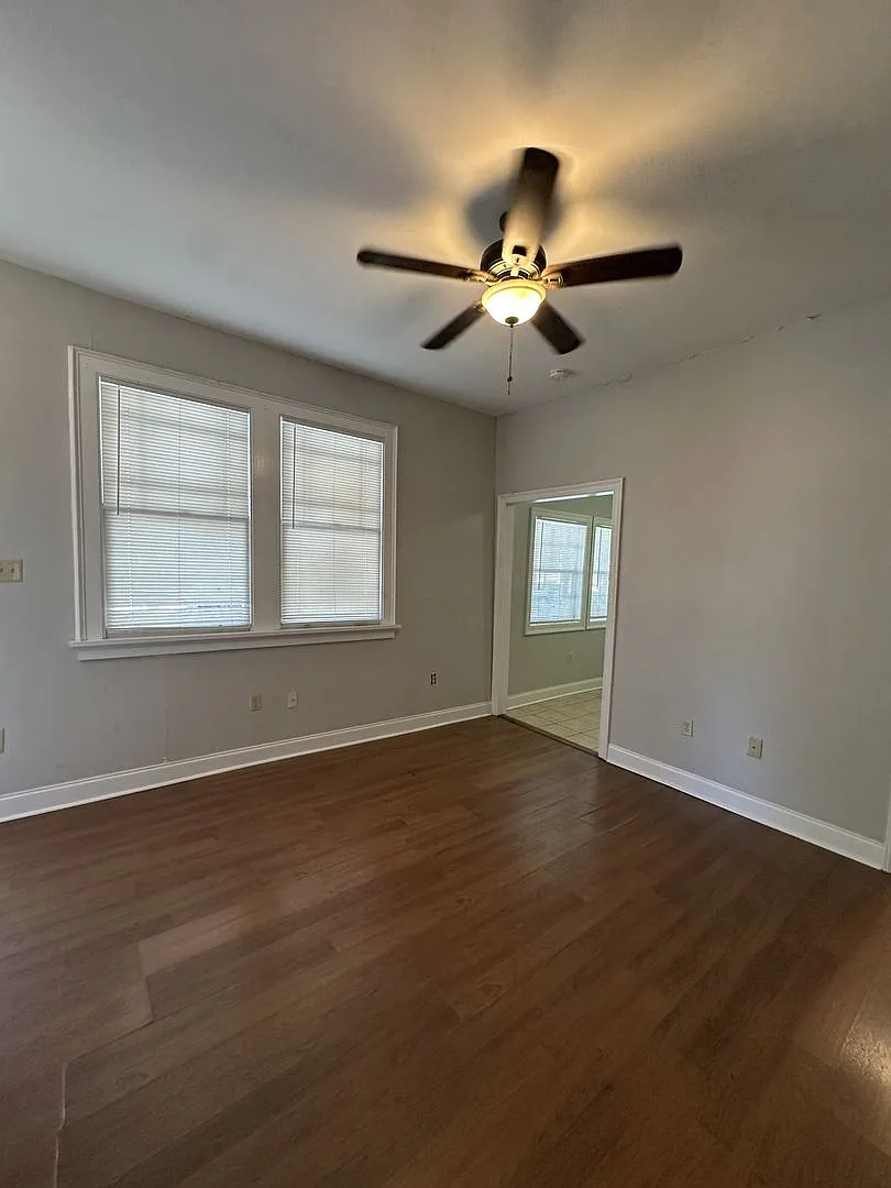 4337-4339banks/336-338salex — Photo 4