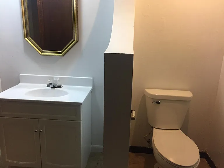 2S705 Winchester Cir E #2 — Photo 17
