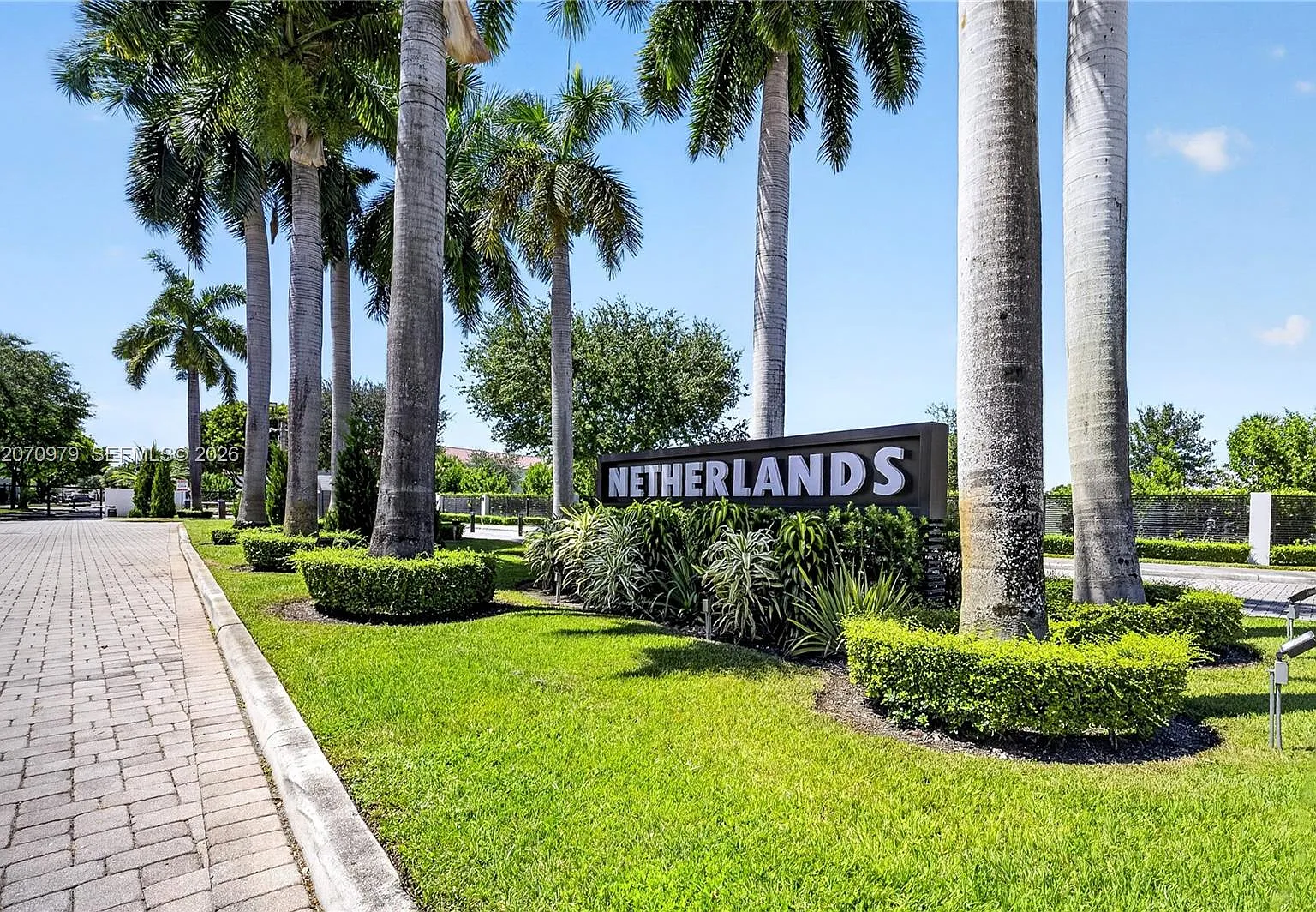 Doral Isles North Sec Two — Photo 1