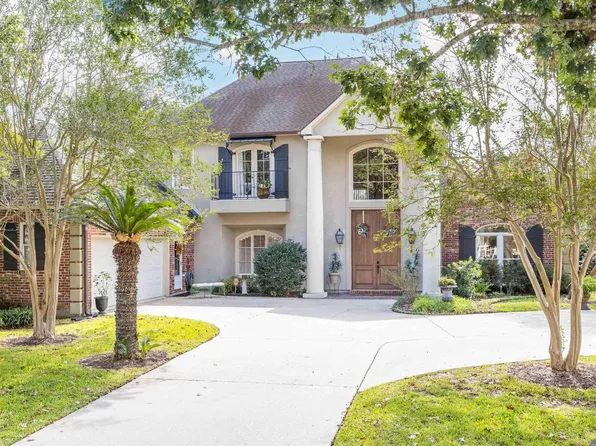 17431 W Muirfield Dr, Baton Rouge, LA 70810