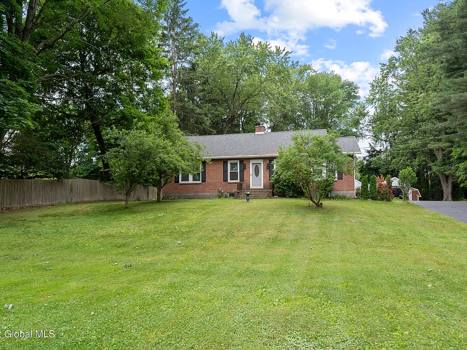 2734 Troy Schenectady Rd, Niskayuna, NY 12309 MLS 202220881 Zillow