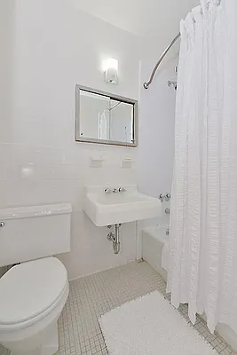 Sold by R New York | media 6