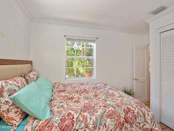 5th image of 729 Biscayne Dr #Cottage