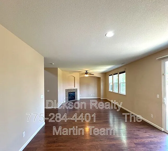 545 Terracina Way — Photo 5