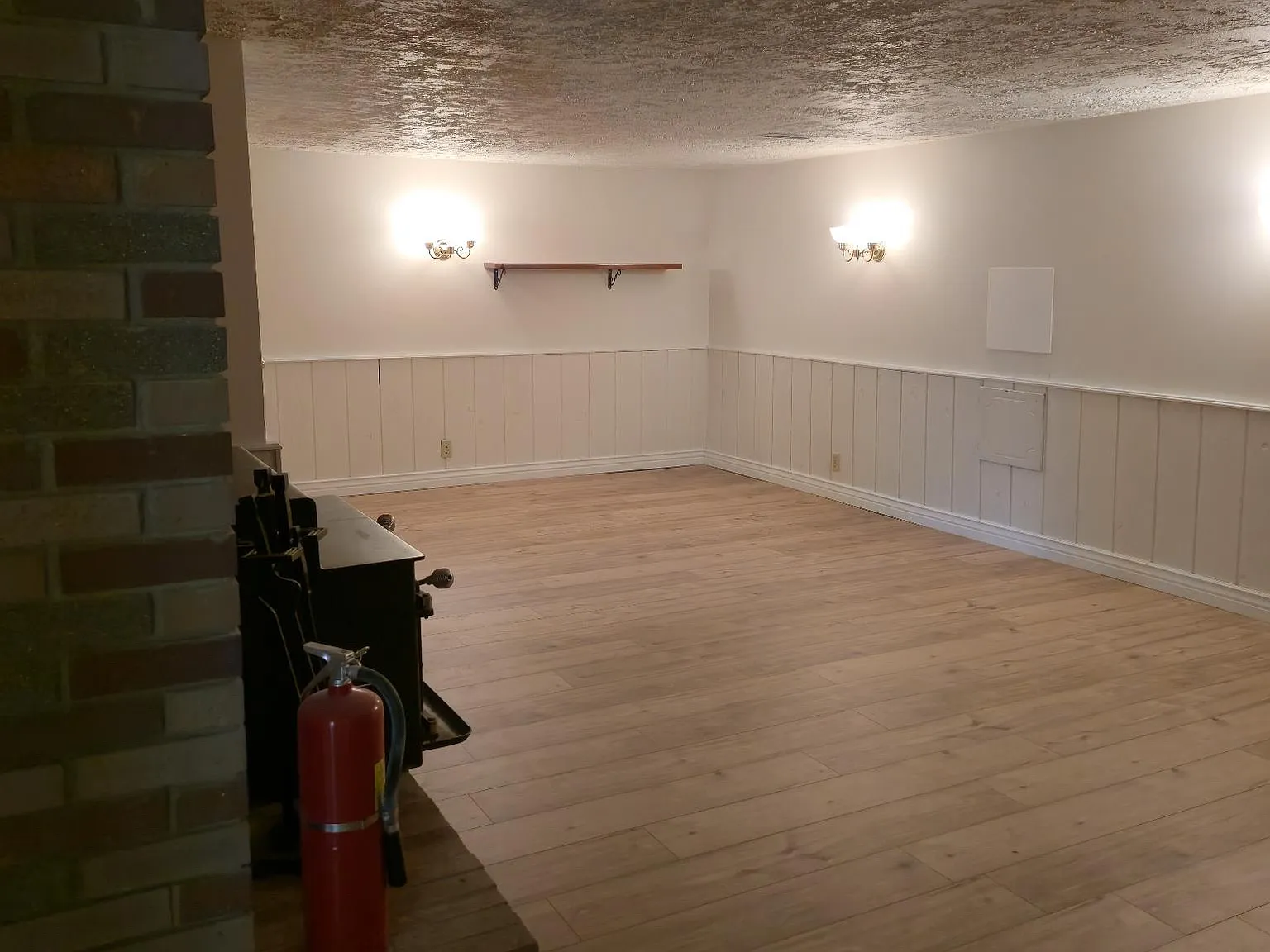 5 bed, 3164 sqft, $3,500 — Photo 3