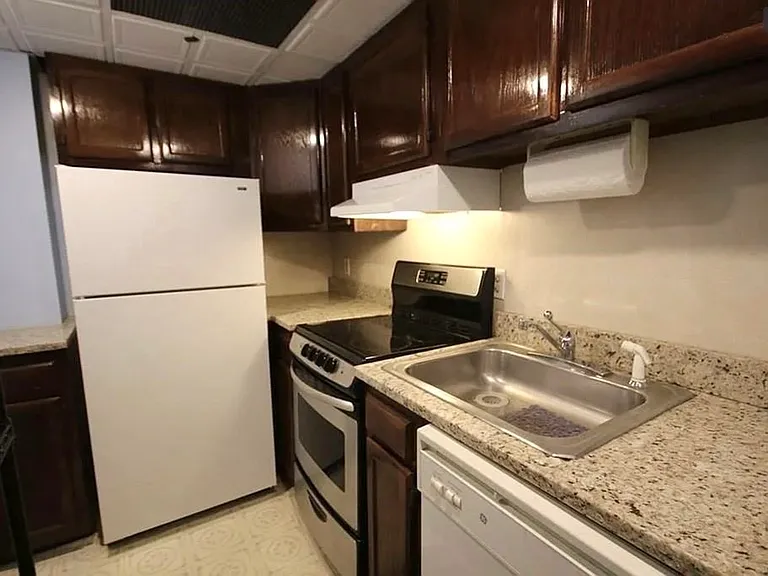 464 Commonwealth Ave #72 — Photo 2