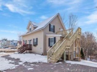 22 Hull Pl #1, Seymour, CT 06483