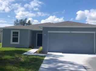 867 Vocelle Ave, Sebastian, FL 32958