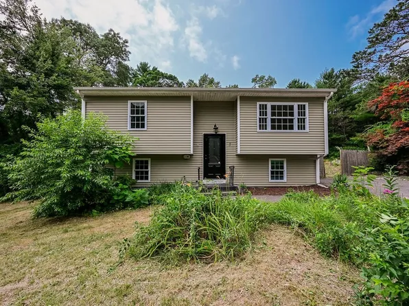 3 Boysenberry Rd, East Wareham, MA 02538