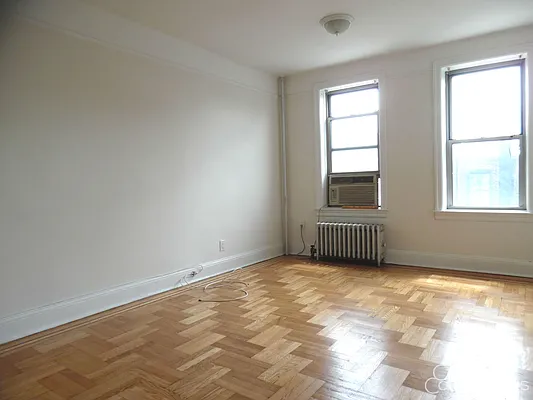 Rented by City Connections Realty | media 5