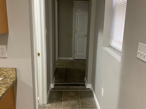 4th image of 2013 Hart Ln Floor 1