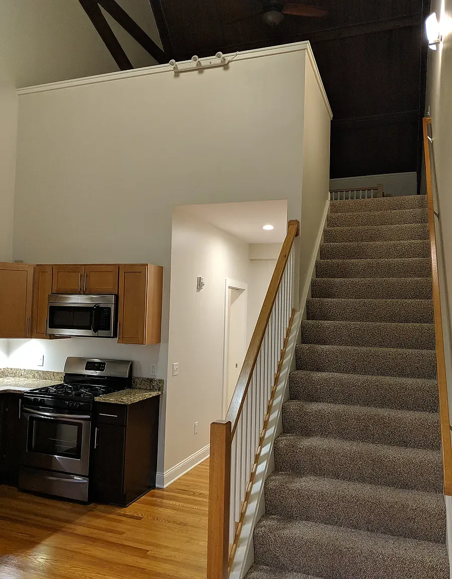 2 bed, 1280 sqft, $1,900 — Photo 2