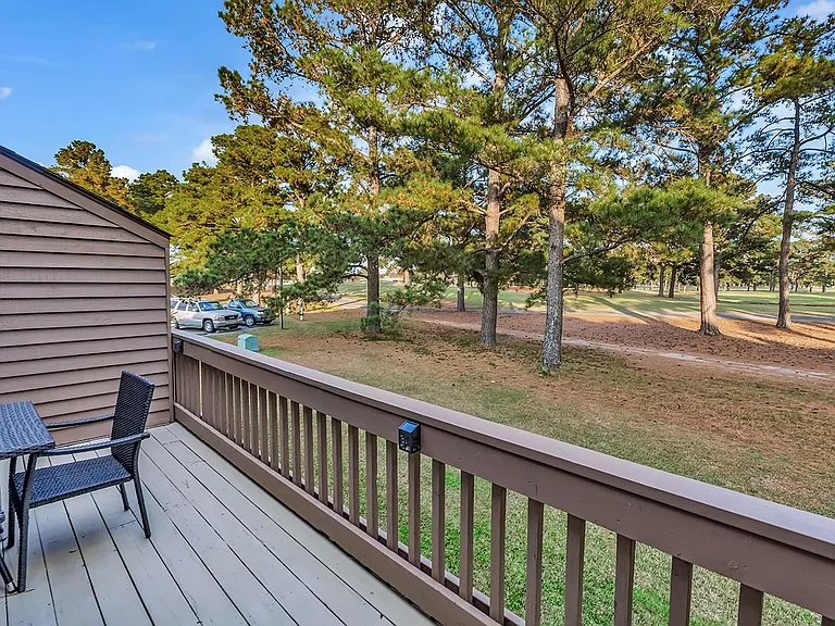 4000 Fairway Lakes Dr — Photo 35
