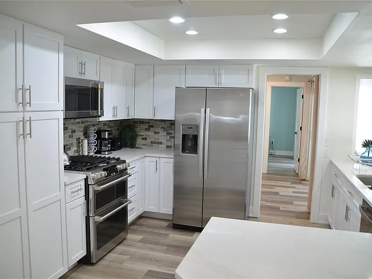 726 Birdsong Ln — Photo 15
