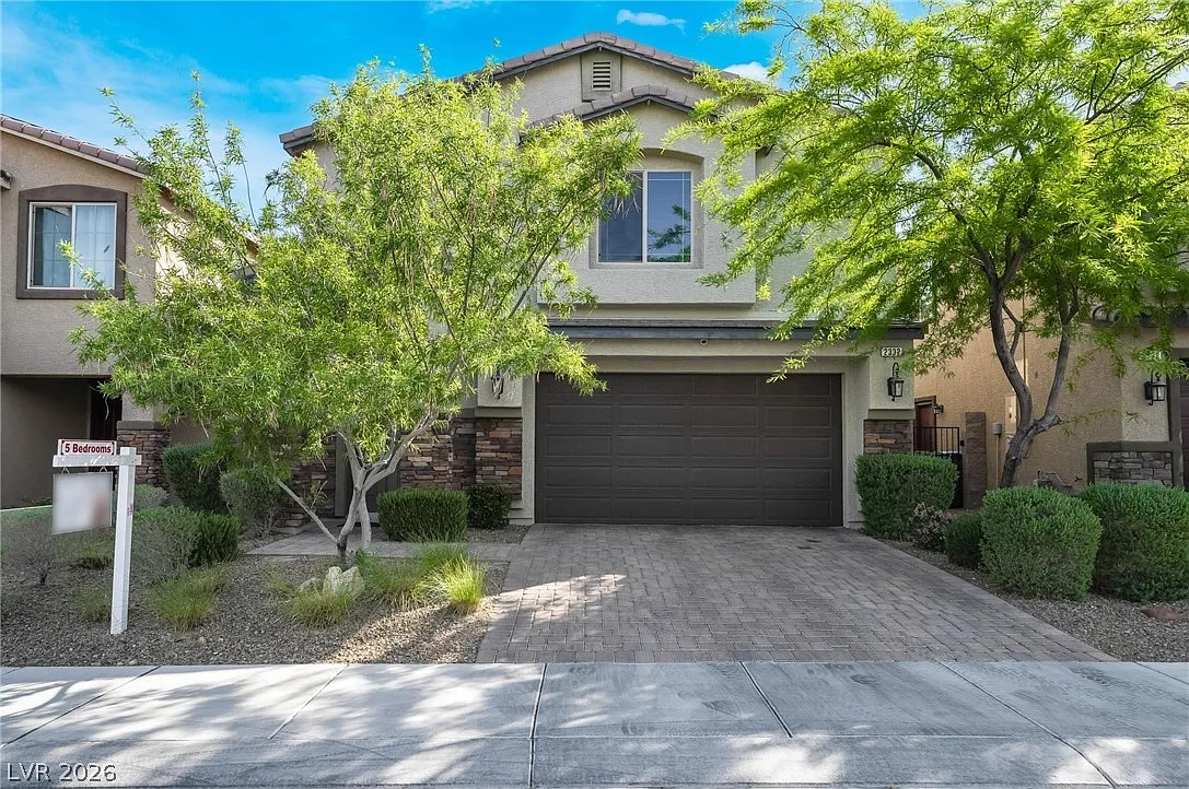 5 bed, 3.0 bath, 2943 sqft, $2,650 — Photo 2