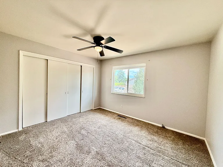 4125 Tulip Way — Photo 5