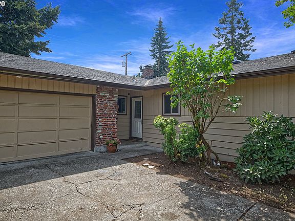 2nd image of 8607 NE Mason Dr