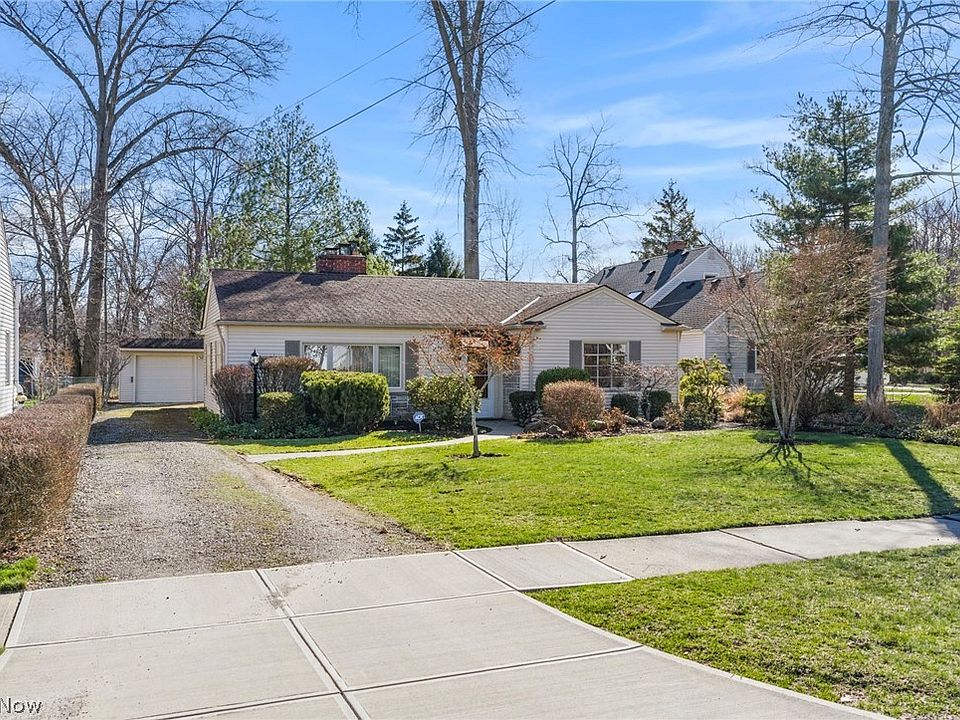 1st image of 455 Vineland Rd