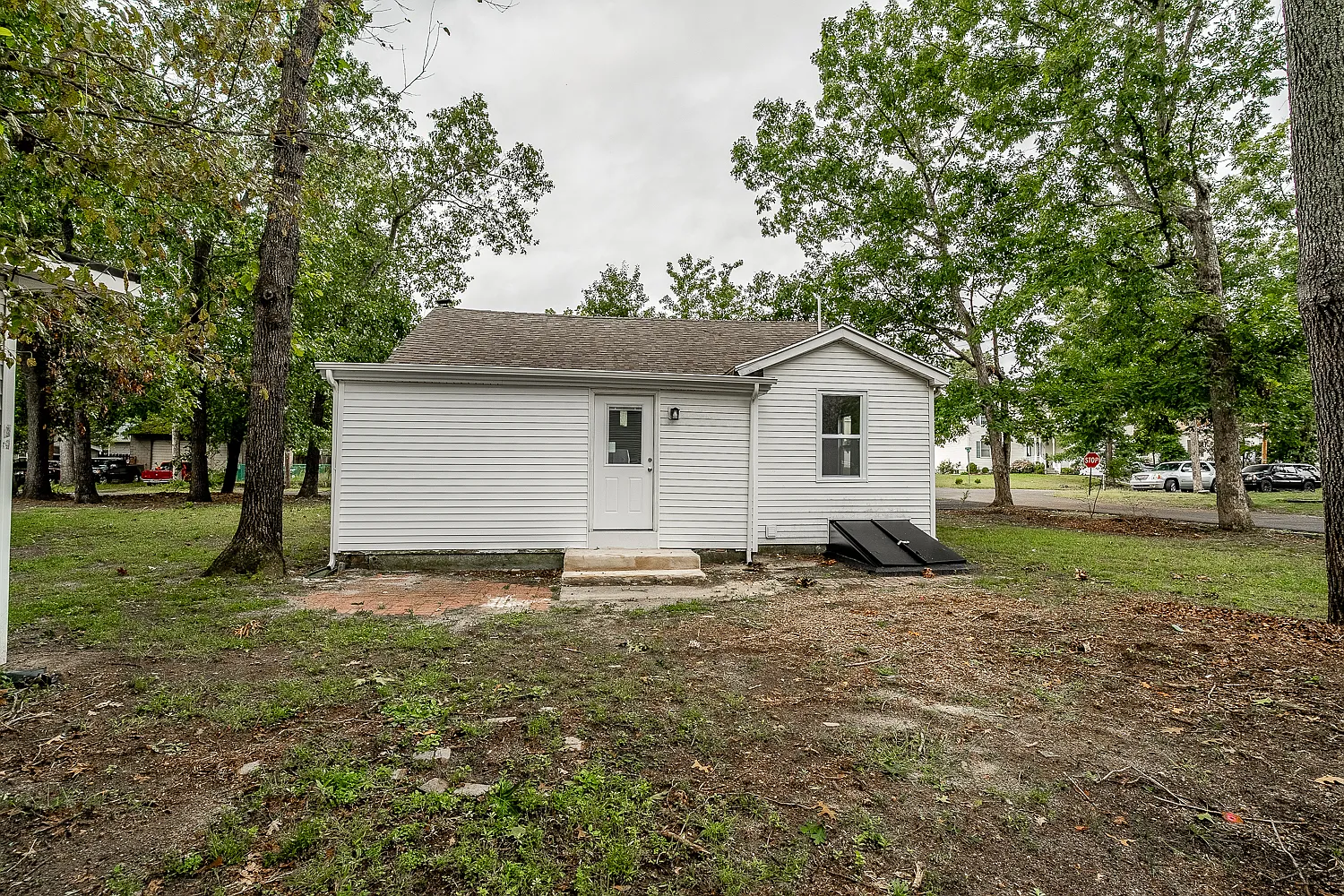 3 bed, 1390 sqft, $2,495 — Photo 3