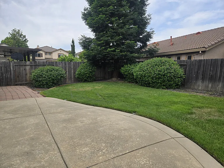 1871 Ravenna Way — Photo 3