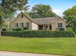 109 Hickory Dr, Bethalto, IL