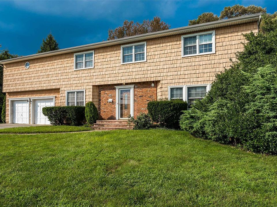 1st image of 87 Whitewood Dr