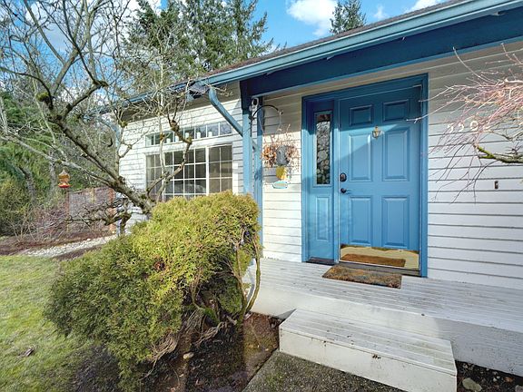 4th image of 5502 Lakeland Hills Way SE