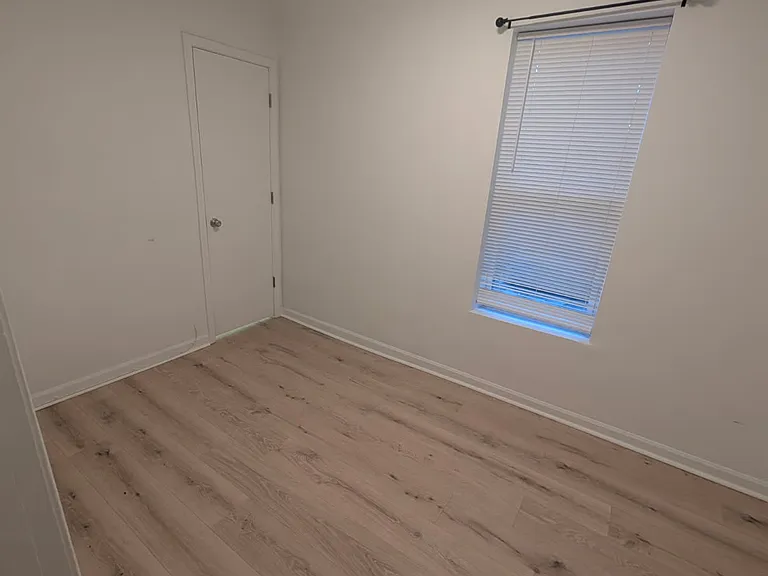 3257 N Oakley Ave #1 — Photo 13