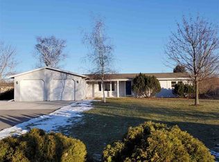 1726 Belmont Rd, Green Bay, WI 54313